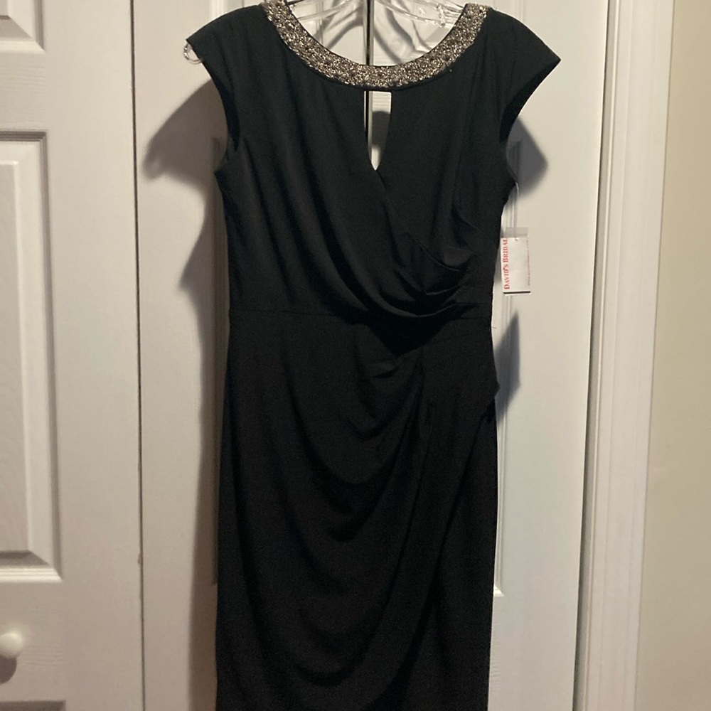 Short black evening dress w/crystal neckline SZ 6